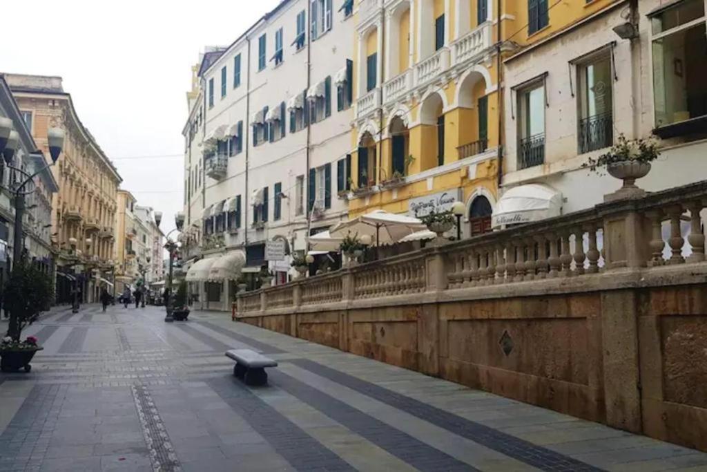 Ferienwohnung Casa Carina Centro Citta Con Garage Privato Sanremo Exterior foto